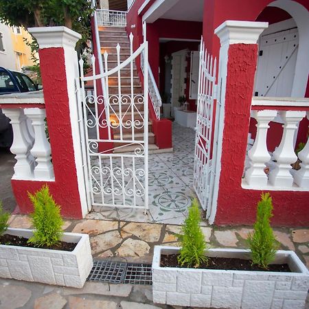 Anatoli Studios In Front Of The Beach Mesongí Exterior foto